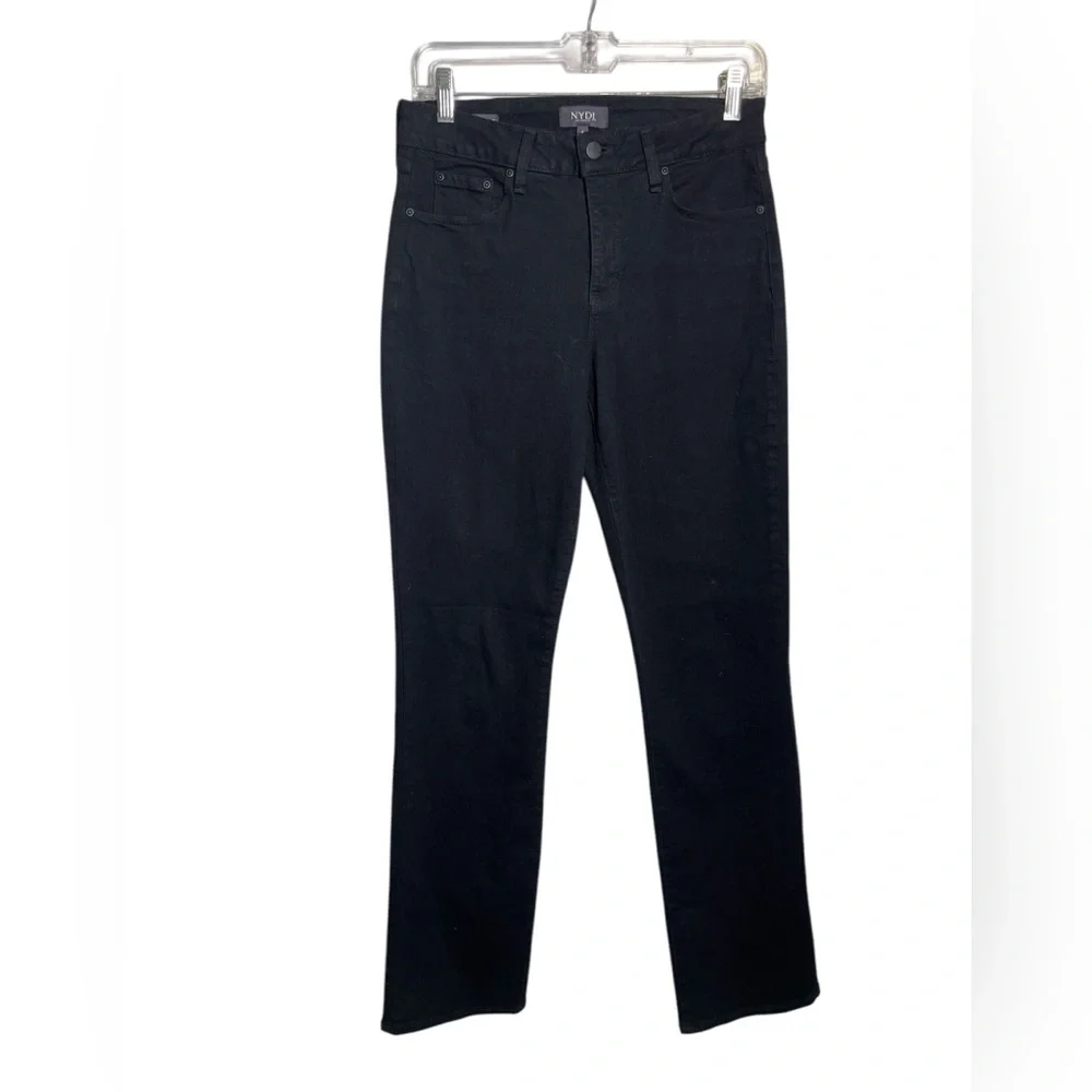 NYDJ jeans size 6 Marilyn Straight Black Bling Pockets PERFECT 🖤🖤🖤‎